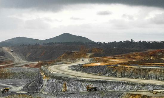 露天采矿市场发展分析及投资前景预测2024 未来露天矿山开采趋向大型化