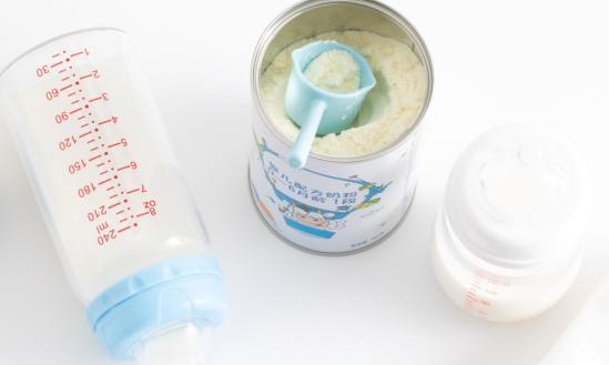 从全球孕婴童用品产业发展的趋势来看  中国母婴品牌‘走出去’是一个规模化、产业化企业的必经之路