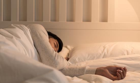 全国睡眠障碍患者超3亿  广泛的睡眠改善需求催生了睡眠市场的快速增长