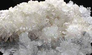 重晶石行业前景及发展机会：逐渐向绿色化、低碳化方向发展