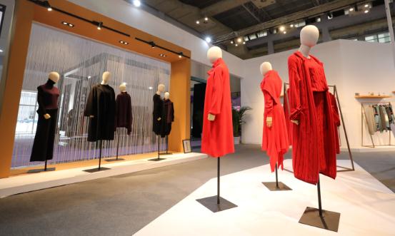 行业预测：2024年海外服装出口有望迎来拐点