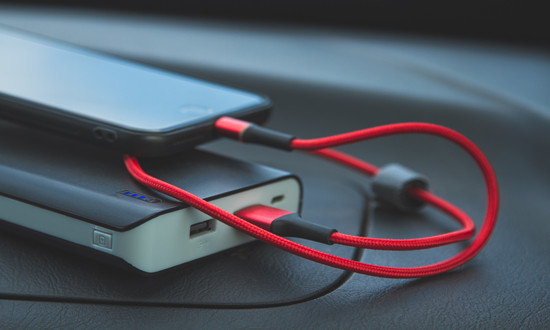 二手手机买卖 平台压价套路多 二手手机行业市场机遇分析2024