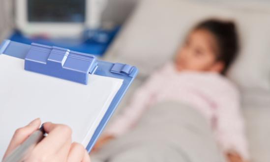 儿童用药市场缺口巨大  “供不应求”成市场痛点 儿科用药行业市场分析