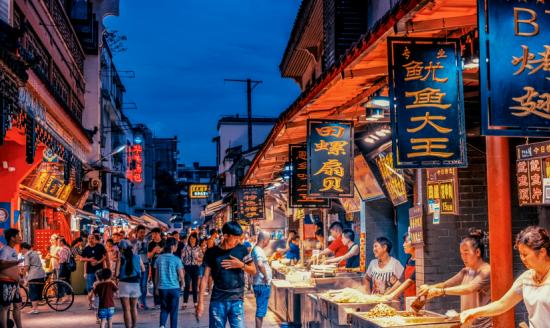 夜游经济产业现状分析：目前我国夜游经济正加速进入发展上升期