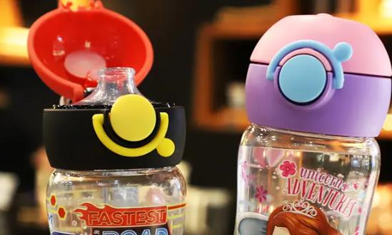 儿童饮水杯行业前景研究：中国儿童消费市场已接近4.5万亿元