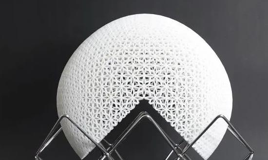 行业投资预警：2024年可重点关注国防军工与卫星应用相关标的