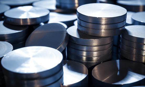 2024钢铁贸易行业发展现状及市场规模分析