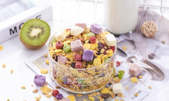 2024年中国代餐食品行业市场发展现状及重点企业经营情况