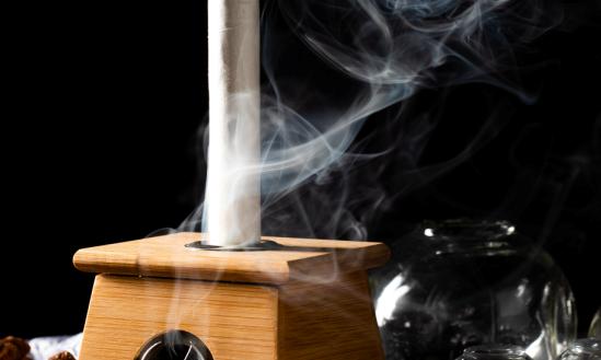 2023年12月电子烟出口额约为10.99亿美元   电子烟产业市场分析