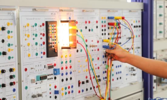 中国电工陶瓷行业集中度分析及市场发展现状调研2024