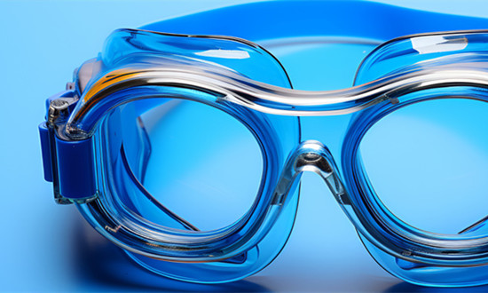 中国游泳镜行业市场消费需求及竞争格局分析