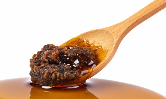 2024年蜂胶行业发展现状及重点企业经营情况