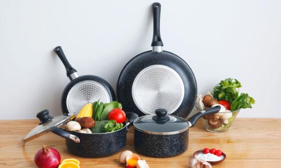 2024厨具行业市场深度分析及发展机遇分析