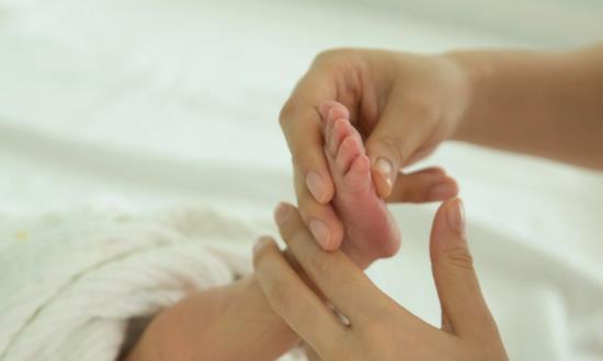 2024母婴保健行业发展前景与投资机会：2024年达7.63万亿元