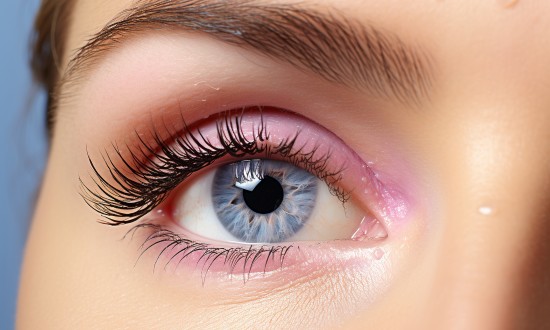 2024年国内眼部修护精华素行业产业链上下游结构及竞争格局分析