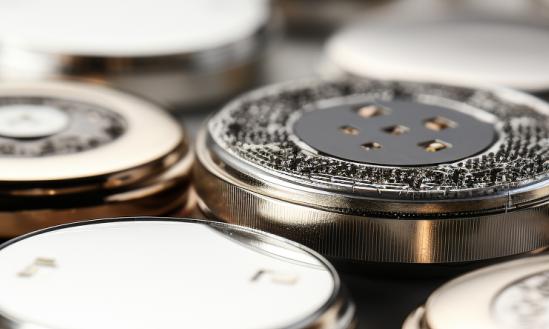 近年来全球纽扣电池行业发展呈现波动性  纽扣电池行业发展分析