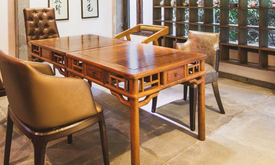 我国红木家具产业市场发展分析：预计至2025年中国红木家具市场规模达1700亿左右