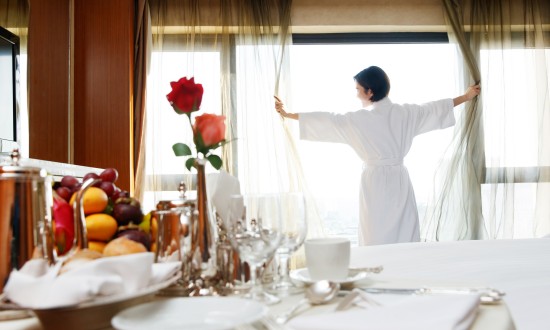 2024年中国宾馆餐饮行业产业链的上下游结构及竞争格局