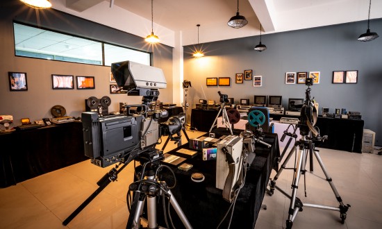 2024年国内影像传输设备行业产业链上下游结构及竞争格局