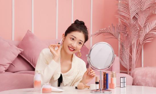 唇彩行业市场如何?唇彩行业市场深度分析2024