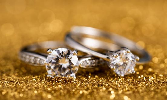 价格不断下滑，钻石还“香不香”?钻石行业机遇与挑战分析 