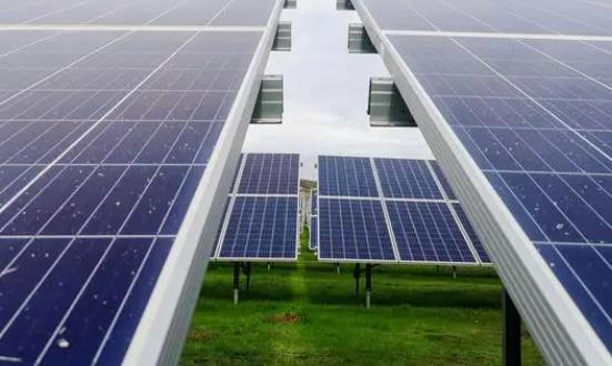 2024薄膜太阳能电池产业发展分析：薄膜晶硅电池实现两大技术突破