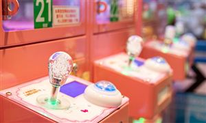 抓娃娃机开启“夹万物”模式 娃娃机行业未来趋势展望2024