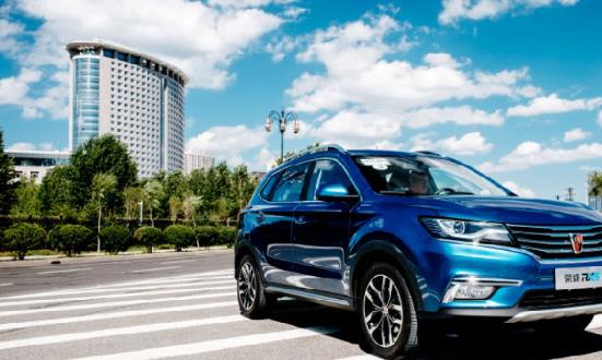 2024年中国乘用车市场怎么走？乘用车行业市场调研与发展趋势