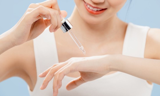 2024年中国消斑美白液行业产业链上下游结构及竞争格局分析