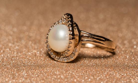 淡水珍珠行业深度分析：2023年淡水珍珠为何大热?