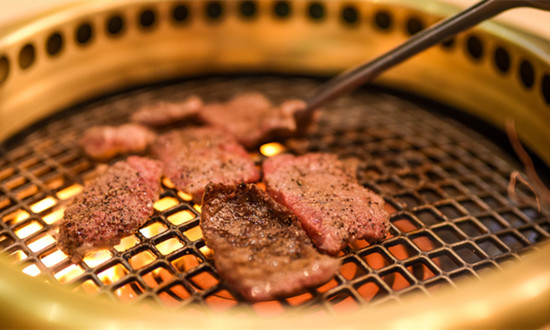 地域特色成烤肉店新标签 烤肉行业现状及竞争状况分析