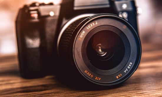 数码相机行业市场全景调研：2023年中国数码相机市场规模达到数十亿美元