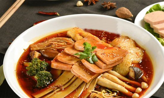 “甘肃麻辣烫”火爆出圈 麻辣烫行业现状及前景分析