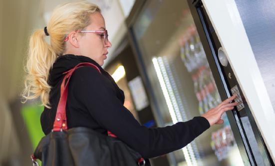 行业分析：日本拟用人工智能管理自动售货机 自助售货设备有哪些新商机?