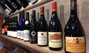 2024年中国葡萄酒流通行业的产业链供需布局及发展现状