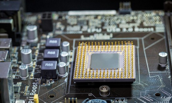 2024年电脑芯片行业产业链上下游结构及发展现状