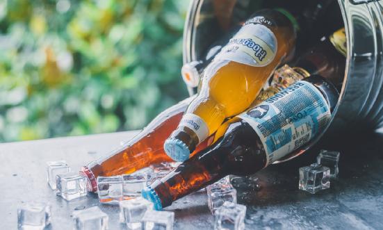 啤酒市场调研 啤酒瓶回收行业前景与挑战分析2024