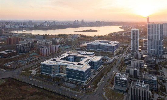 2024年中国科技地产行业的产业链上下游结构及发展前景