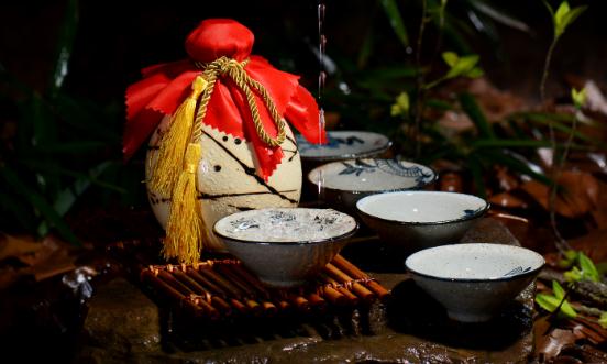 2023年酿酒行业累计实现利润2628.2亿元  酿酒产业发展现状