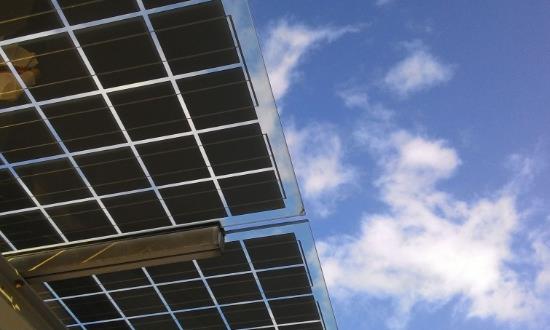 光伏玻璃行业风险投资：测算24Q2起光伏玻璃或再现产能短板