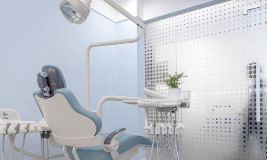 口腔医疗行业发展报告：预计未来几年仍将保持快速增长