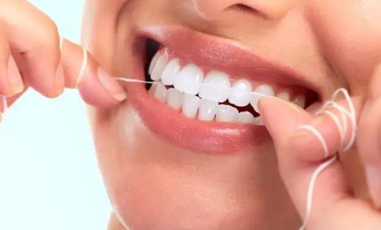 口腔护理市场发展前景：预计2025年中国口腔护理市场将达1522亿元