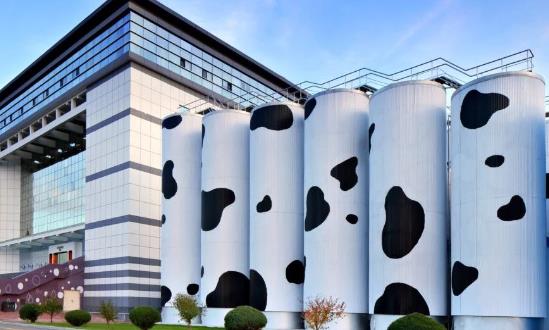 乳制品产业报告：以新质生产力推动乳业高质量发展