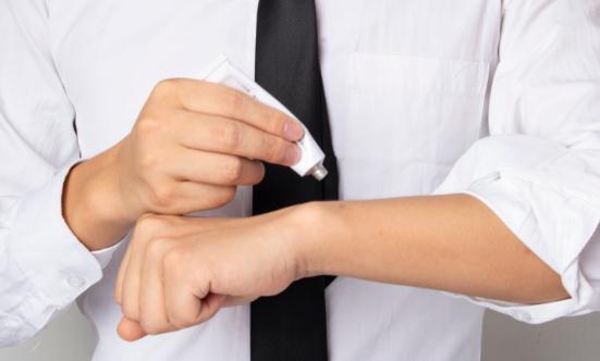 2024皮肤病药物行业发展前景及投资风险预测分析