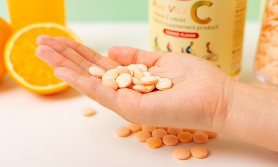 2024年中国维生素糖果行业的产业链上下游结构及重点企业情况