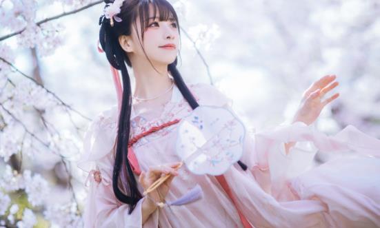 2024汉服市场前景投资环境：新中式服饰有巨大想象空间