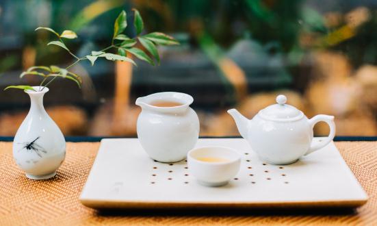 茶具市场消费群体将越来越多元化 中国茶具行业全景调研