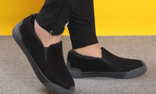 2024年中国棉布鞋行业产业链的上下游结构及发展趋势分析