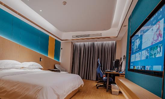 2024电竞酒店行业市场前瞻：电竞酒店在电竞产业中市场份额呈增长趋势