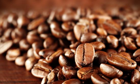 咖啡豆行业市场前景研究与市场需求：预计2024年市场规模将达约200亿元人民币